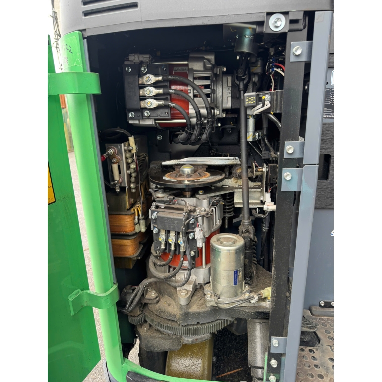 z7186788699451_179f82176fcd8903adc1ae1ec50c16c7