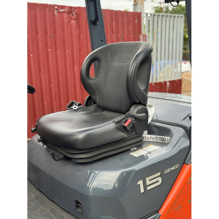 z7362750262234_87a95817c57691b18dd93e18b3b1f6ec