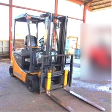 Xe Nâng Điện cũ ngồi lái 1.5T, Komatsu FB15-12 hàng Nhật Bãi chưa qua sử dụng tại Việt Nam,sản xuất năm 2009, mã xe TV.E376