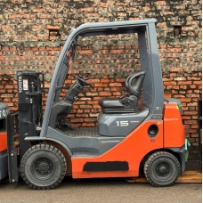 Xe nâng dầu Nhật Bãi 1.5 T, Toyota 02-8FD15 hàng đã qua sử dụng (Nhật Bản),sản xuất năm 2019,mã xe TV.D078