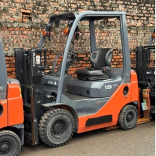 Xe nâng dầu Nhật Bãi 1.5 T, Toyota 02-8FD15 hàng đã qua sử dụng (Nhật Bản),sản xuất năm 2019,mã xe TV.D079