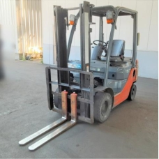 Xe nâng dầu Nhật Bãi 1.5 T, Toyota 02-8FDL15 hàng đã qua sử dụng (Nhật Bản) sản xuất 2018 mã TV.D144