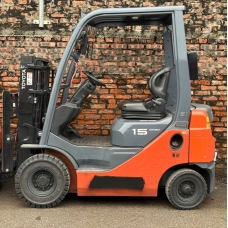 Xe nâng dầu Nhật Bãi 1.5 T, Toyota 02-8FDL15,sản xuất năm 2019,mã xe TV.D081