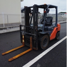 Xe nâng dầu Nhật Bãi 3.0 T, Toyota 02-8FD30 hàng đã qua sử dụng (Nhật Bản),sản xuất năm 2017,mã xe TV.D093