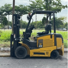 Xe nâng điện cũ ngồi lái 2.5T, KOMATSU FE25-1, hàng đã qua sử dụng (Nhật Bản),sản xuất năm 2017,mã xe TV.E231