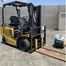Xe nâng điện cũ ngồi lái 2.5T, KOMATSU FE25-1, hàng đã qua sử dụng (Nhật Bản),sản xuất năm 2020,mã xe TV.E297