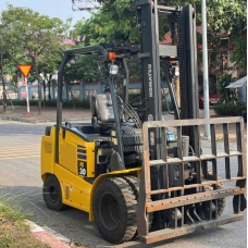 Xe nâng điện cũ ngồi lái 3.0T, KOMATSU FE30-1, hàng đã qua sử dụng (Nhật Bản), sản xuất 2019, mã xe TV.E205