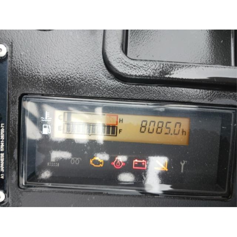 1367100_8