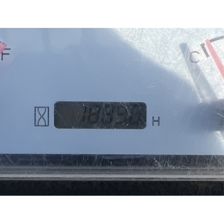 o0842044