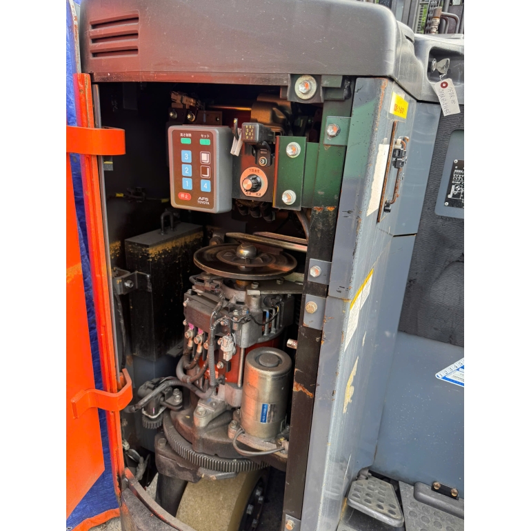 z7098027628257_fe3c44c86e1d6e94b9067294e4f3eadd