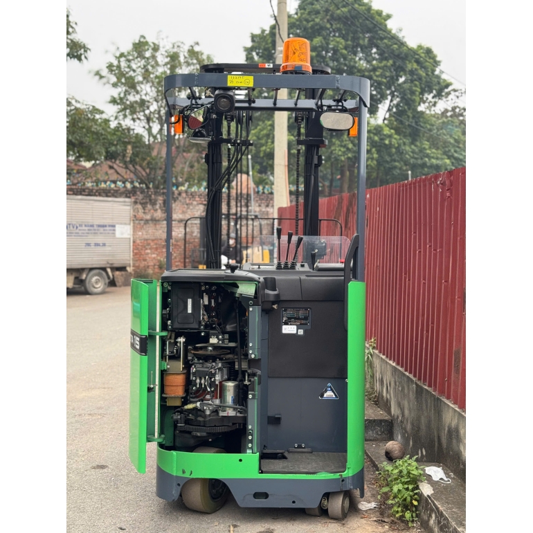 z7319109897341_0a31e1500e668e9c9b5970f91c588123