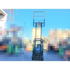 1367605_5