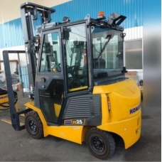 XE NÂNG ĐIỆN 2.5 TẤN NGỒI LÁI KOMATSU FE25-2, MÃ XE TV.E554, SERI 324624