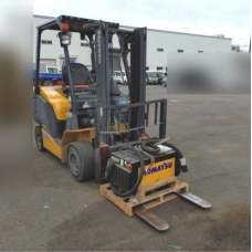 XE NÂNG ĐIỆN 2.5 TẤN NGỒI LÁI KOMATSU FE25-2, MÃ XE TV.E562, SẢN XUẤT 2021