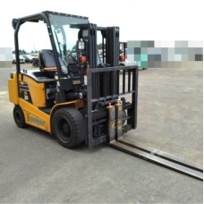 XE NÂNG ĐIỆN 3.0 TẤN NGỒI LÁI KOMATSU FB30-12, MÃ XE TV.E587, SẢN XUẤT 2022