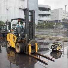 XE NÂNG ĐIỆN 3.0 TẤN NGỒI LÁI KOMATSU FE30-1, MÃ XE TV.E577, SẢN XUẤT 2020