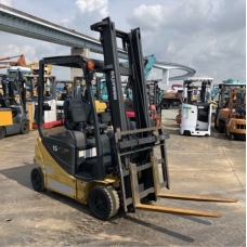 Xe Nâng Điện cũ ngồi lái 1.5T, Komatsu FB15-12 hàng Nhật Bãi chưa qua sử dụng tại Việt Nam,sản xuất năm 2016,mã xe TV.E331