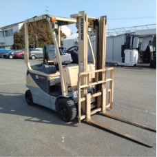 Xe Nâng Điện cũ ngồi lái 1.5T, Komatsu FB15-12 hàng Nhật Bãi ,sản xuất năm 2018,mã xe TV.E286.