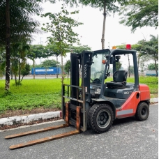 Xe nâng dầu Nhật Bãi 3.0T, Toyota 02-8FD30 hàng đã qua sử dụng (Nhật Bản) sản xuất 2020 mã TV.D123