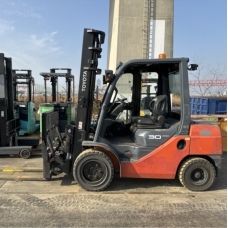 Xe nâng dầu Nhật Bãi 3.0T, Toyota 02-8FD30 hàng đã qua sử dụng (Nhật Bản) sản xuất 2020 mã xe TV.D113