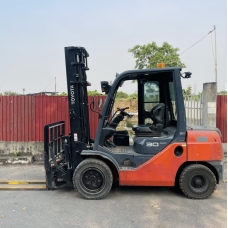 Xe nâng dầu Nhật Bãi 3.0T, Toyota 02-8FD30 hàng đã qua sử dụng (Nhật Bản) sản xuất 2020 mã xe TV.D113