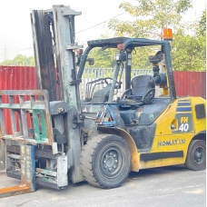 Xe nâng dầu Nhật Bãi 4.0 T, Komatsu FH40-1 hàng đã qua sử dụng (Nhật Bản),sản xuất năm 2013,mã xe TV.D098