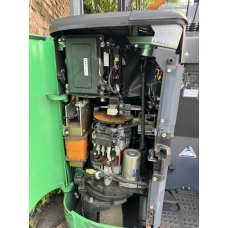 z7098035634646_31325ae3b06937430a33dbb4b43d9d81