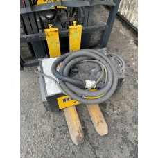 z7632806692260_5959f6f6e41a48bb48080e415a7a8a5d