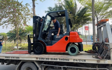 Hoạt động bàn giao xe nâng dầu nhật bãi 2.0T và 3.0T TOYOTA Ngày 16/3/2026